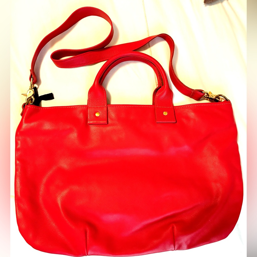 NWOT Clare V. Red Coral Messenger Bag Rare